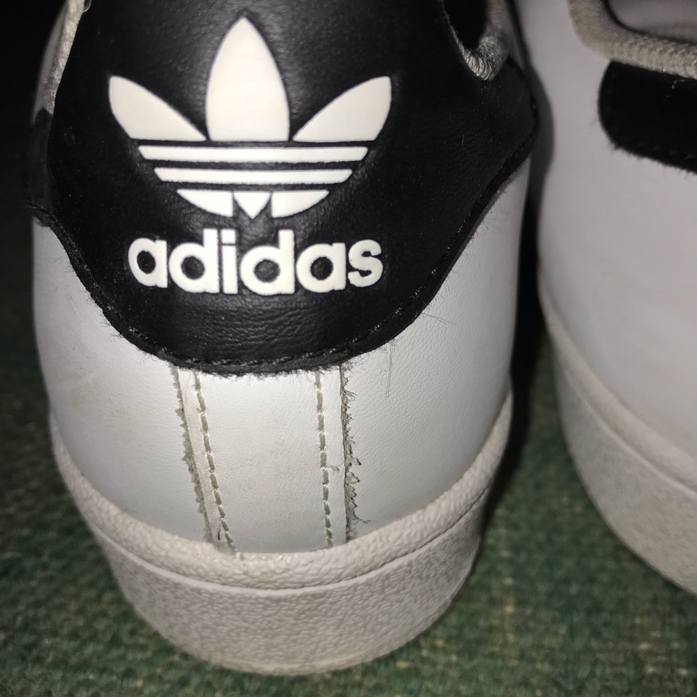 Size 6.5 Superstar Adidas sneakers.
